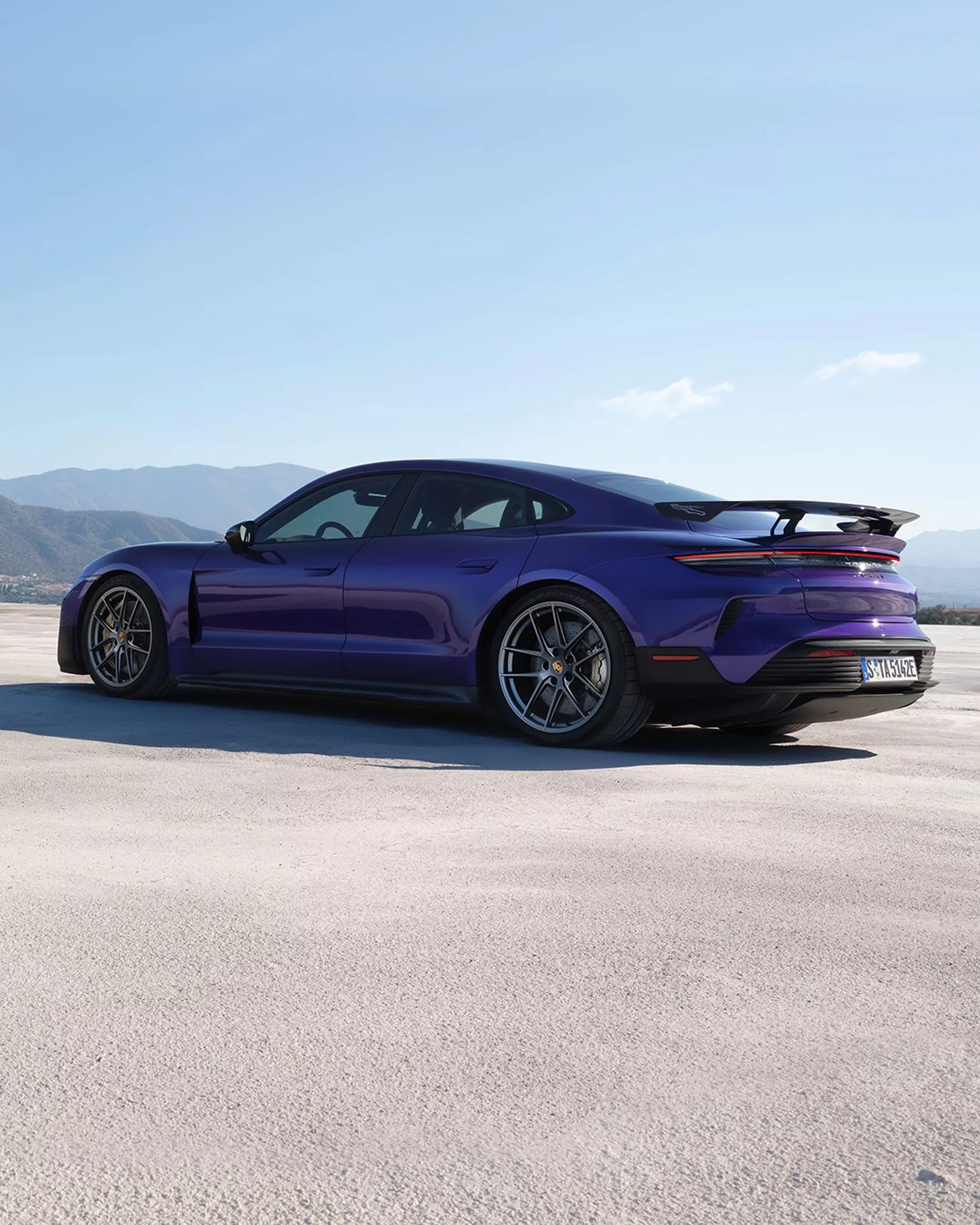 Porsche Taycan Turbo GT Weissach